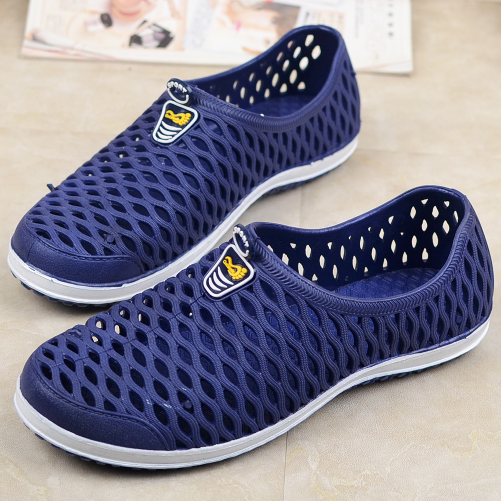 man Sandals summer Crocs plastic cement Beach shoes non-slip Work shoes soft sole ventilation The bird's nest Baotou Sandalsin the Men's Shoes, Sandals category - from Buy2taobao.com to provide professional Taobao agent buy service