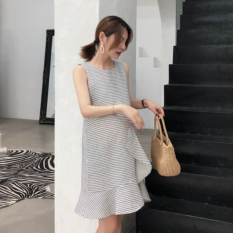 孕妈妈时尚辣妈夏装孕妇连衣裙中长款2019新款夏季无袖背心裙子潮在类目 孕妇装/孕产妇用品/营养, 孕妇装, 连衣裙中 - 来自Buy2taobao.com提供专业的淘宝代购服务
