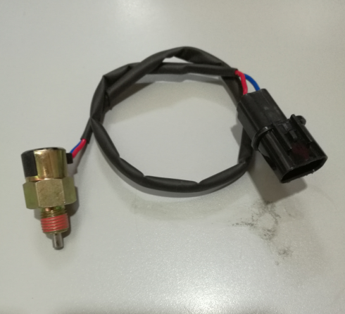 合肥江淮瑞风商务车M4M5和畅瑞鹰倒车灯开关倒挡开关在类目 汽车/用品/配件/改装, 汽车零配件, 电气系统, 汽车传感器中 - 来自Buy2taobao.com提供专业的淘宝代购服务