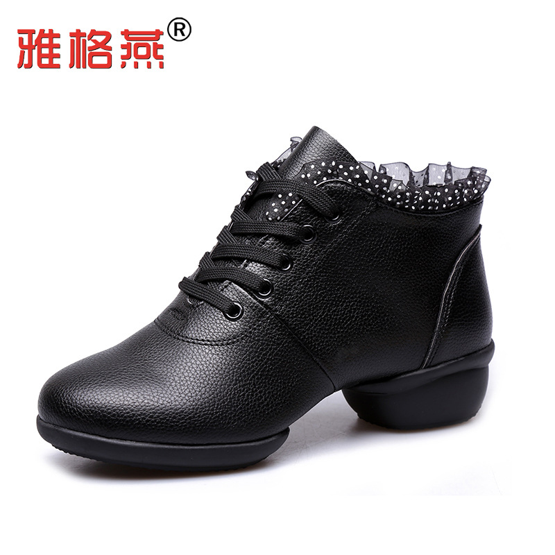Square dance shoes new pattern Autumn Ladies Dancing shoes soft sole Dancing shoes On behalf ofin the Sports/Yoga/Fitness/Fans supplies , Dance/Aerobics/Gymnastics , More kinds of dance , More shoes category - from Buy2taobao.com to provide professional Taobao agent buy service