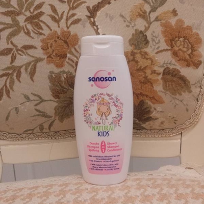 包邮 洗发沐浴露 宝宝儿童洗发沐浴三合一250ml送试用