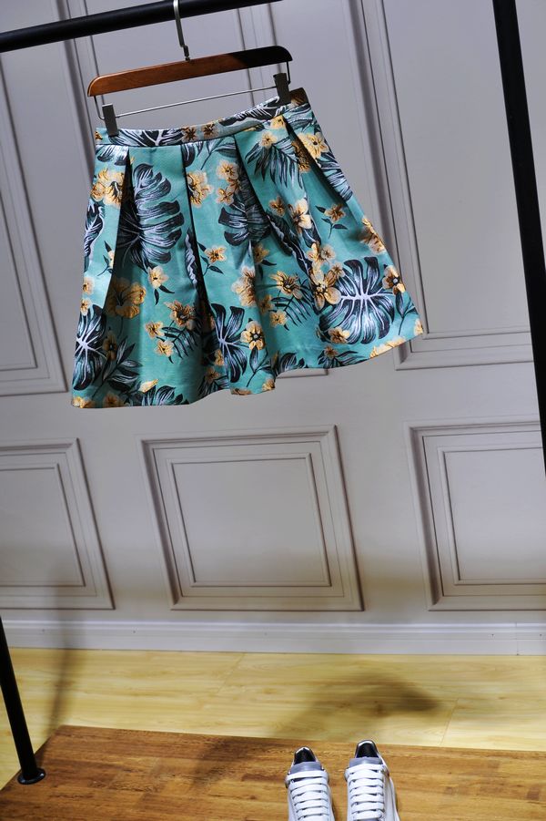 一分钱一分钱!!!经得起任何PK 浮雕式金丝提花A字短裙|msdalam kategori Butik wanita / wanita, skirt - dari Buy2taobao.com untuk memberikan perkhidmatan ejen Taobao profesional membeli