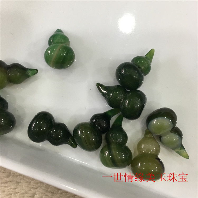 天然綠瑪瑙吊墜綠玉髓吊墜瑪瑙葫蘆玉髓平安小葫蘆玉吊墜飾品配件在類目 飾品/流行首飾/時尚飾品新, 項墜/吊墜中 - 來自Buy2taobao.com提供專業的淘寶代購服務
