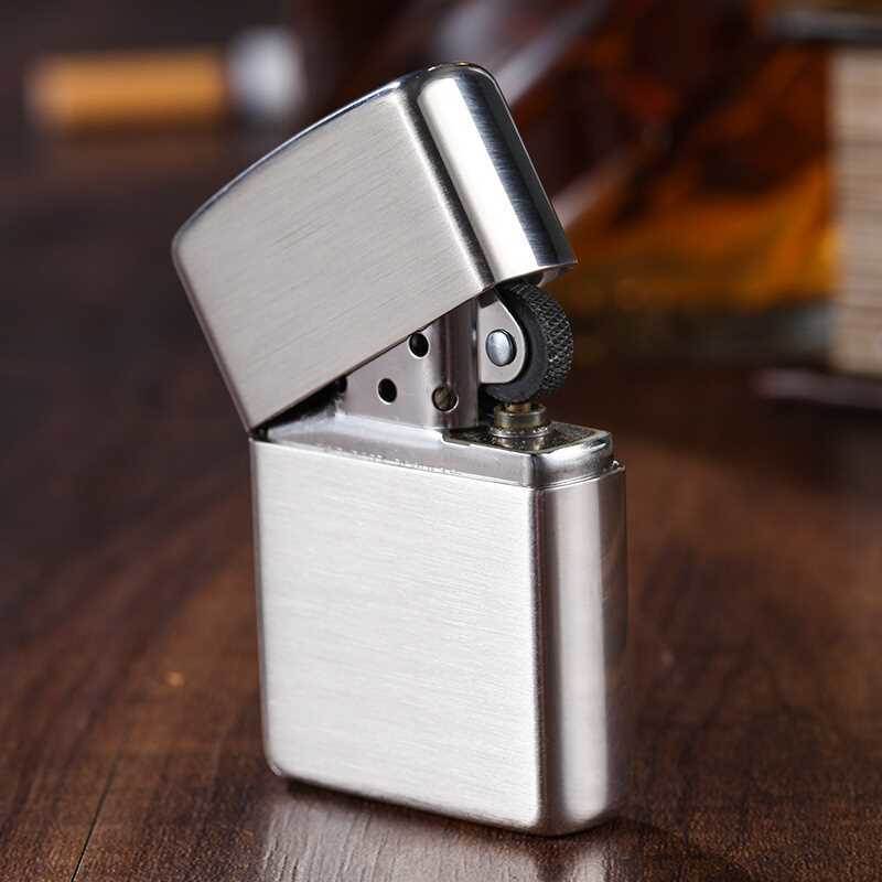 原装进口ZIPPO打火机 纯银拉丝 盔甲沙子27号 zippo专柜正品 正版在类目 ZIPPO/瑞士军刀/眼镜, 品牌打火机及配件, ZIPPO/芝宝中 - 来自Buy2taobao.com提供专业的淘宝代购服务