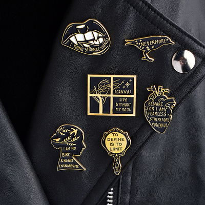 2018新款欧美创意合金滴油饰品微章时尚少女服装配饰高档卡通胸针