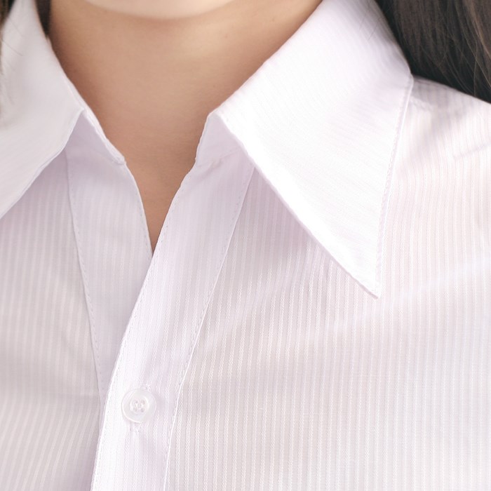 胖mm工装外套春夏特大码白衬衫女修身收腰v领竖条纹衬衣短袖职业o在类目 女装/女士精品, 衬衫中 - 来自Buy2taobao.com提供专业的淘宝代购服务