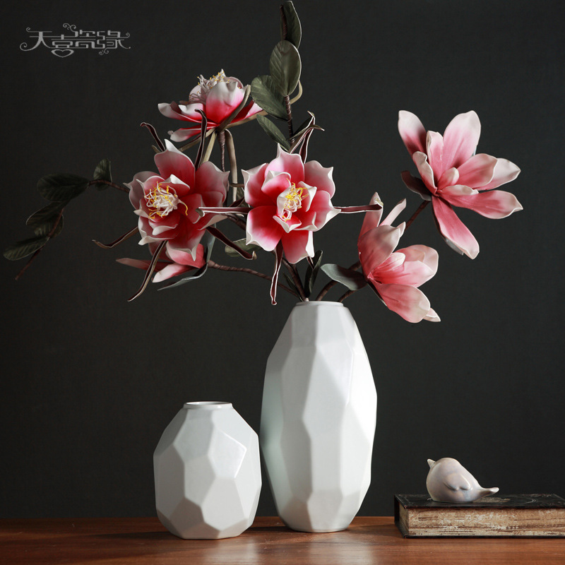 Northern Europe Modern minimalist white ceramics vase Decoration European-style living room flower arrangement Floral organ Home Furnishing Soft decorationsin the Arts and crafts , Other features crafts category - from Buy2taobao.com to provide professional Taobao agent buy service