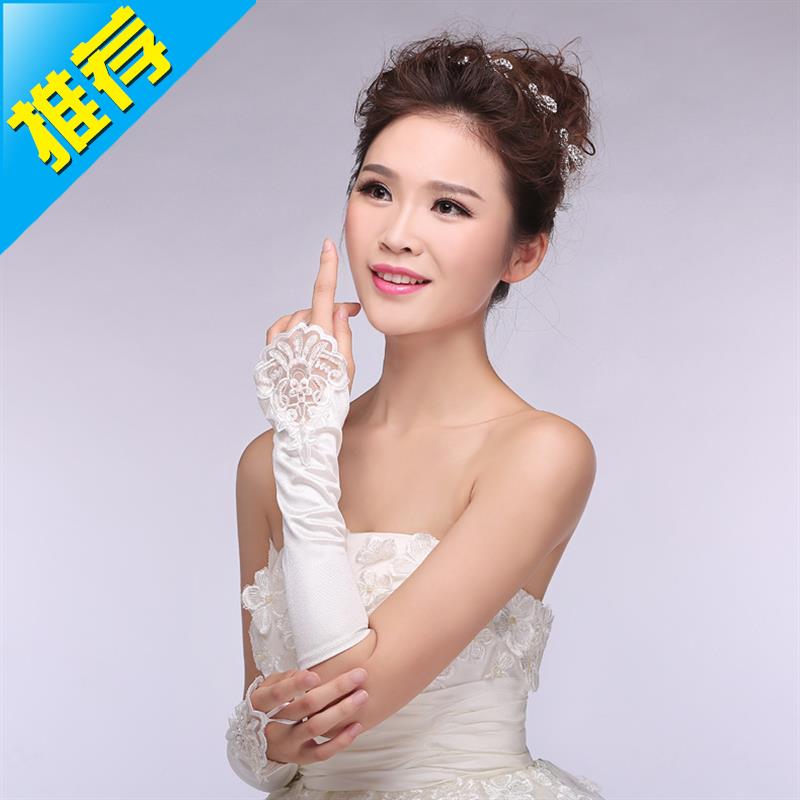 2018新娘婚纱礼服饰手#套无指对花缎缝珠白色手套直在类目 女装/女士精品, 婚纱/旗袍/礼服, 婚纱中 - 来自Buy2taobao.com提供专业的淘宝代购服务