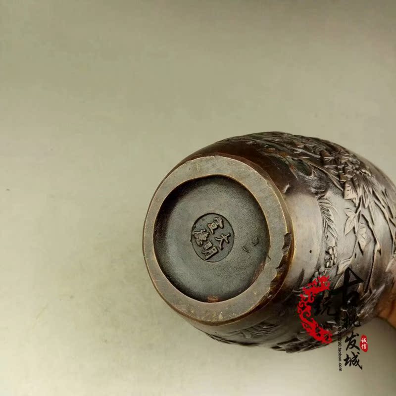 Antique Bronze ware Best Sellers Do the old To fake something antique Cinnamon brass Gilt Plum blossom Magpie Mui Containers decorate Decorationin the Antique/Youbi/Crafts/Collection , Metal/Enamelware , Bronze category - from Buy2taobao.com to provide professional Taobao agent buy service