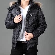 新款出击 强烈推荐 直筒型 时尚百搭 短款暗格男士羽绒服 9801