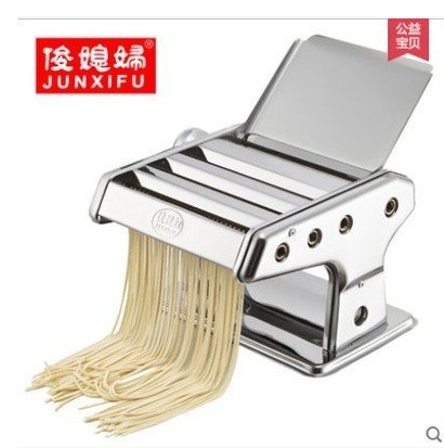 俊媳妇 新款手摇面条机 三刀压面机 家用制面机在类目 厨房/烹饪用具, 厨用小工具/厨房储物, 面条机/压面机中 - 来自Buy2taobao.com提供专业的淘宝代购服务