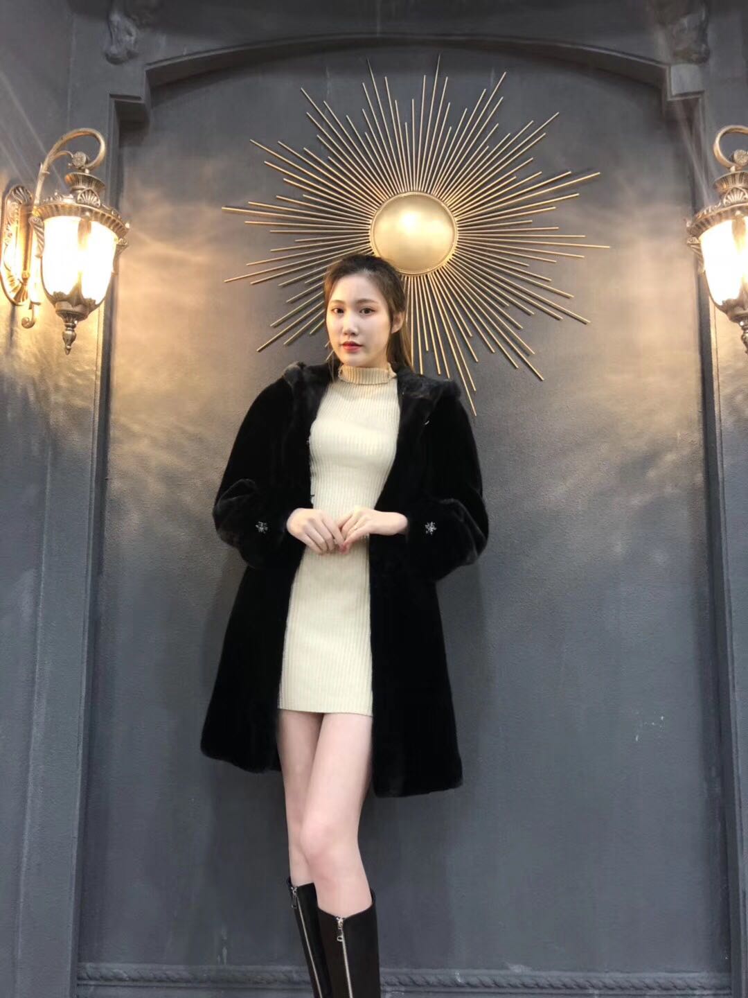 美国天鹅绒水貂黑色帽款(十二浪)在类目 女装/女士精品, 皮草中 - 来自Buy2taobao.com提供专业的淘宝代购服务