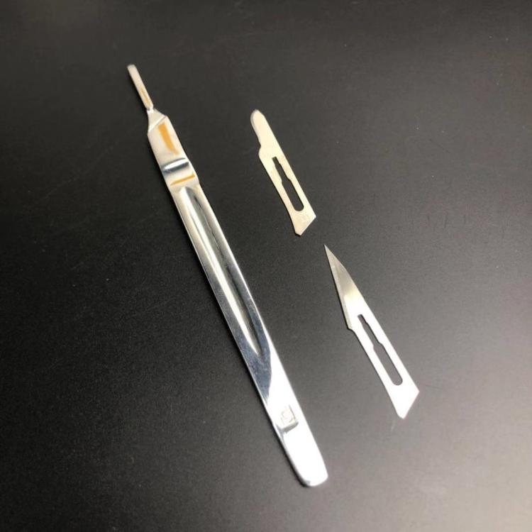9号11号23号刀片 刻刀软排线切割刀 雕刻刀 PCB割线 贴膜刀刀片在类目 电子词典/电纸书/文化用品, 裁剪用品, 美工刀中 - 来自Buy2taobao.com提供专业的淘宝代购服务