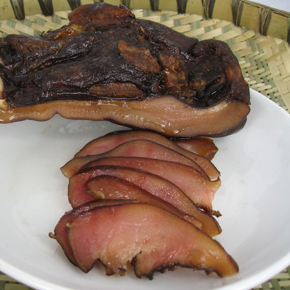 糯又香!烟熏腊猪脸即食品尝装 四川猪头拱嘴肉真空熟私房下酒菜在类目 粮油米面/南北干货/调味品, 南北干货/肉类干货, 熏腊/香肠/火腿制品, 腊/腌肉中 - 来自Buy2taobao.com提供专业的淘宝代购服务