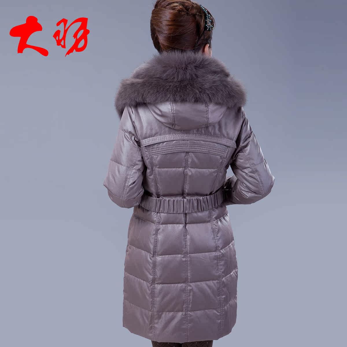 清仓特价 大羽正品 <em>女款羽绒服</em> 中<em>长款</em> 狐狸毛领