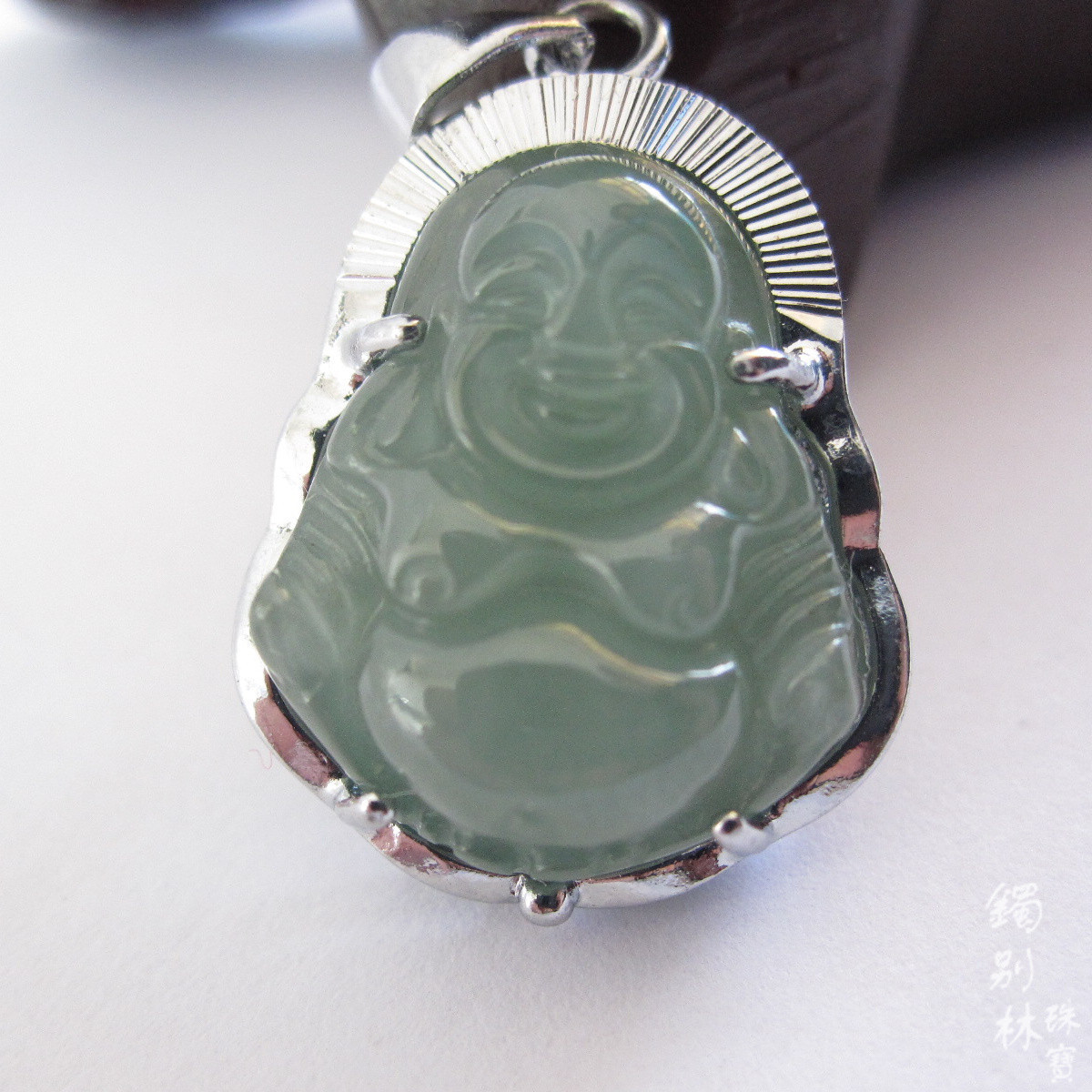 镯别林玉器 天然翡翠A货玉佛吊坠 925银镶嵌翡翠玉佛 女款送链|ruв категории ювелирные изделия/алмаз/жадеит/золото, Джейд (новый), монисто - от Buy2taobao.com для оказания профессиональной услуги покупки агента Taobao