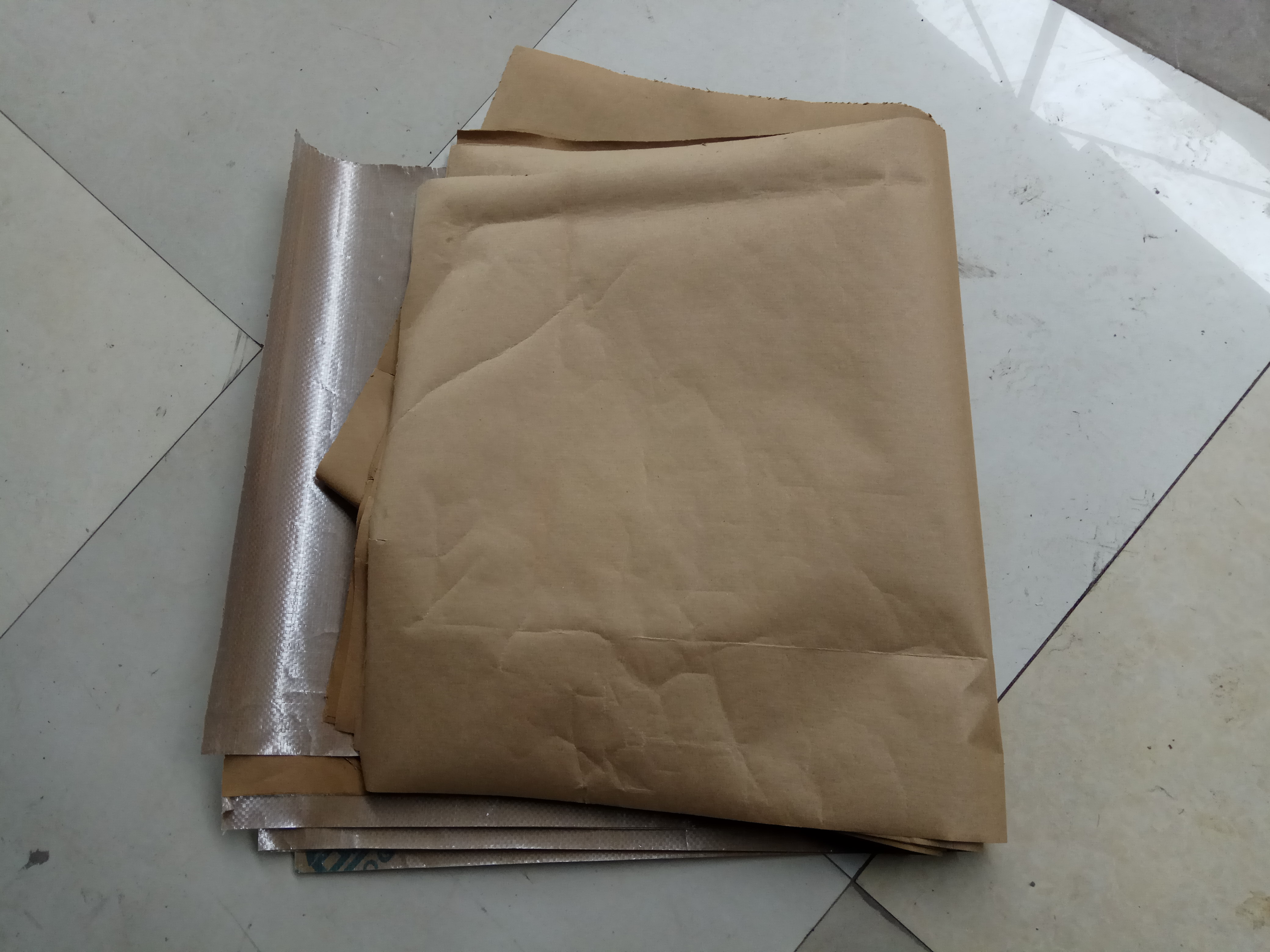 大规格防水加厚图书打包纸编织袋牛皮纸塑淋膜三层复合配件防护在类目 办公设备/耗材/相关服务, 包装设备/标牌及耗材, 包裹袋/编织袋中 - 来自Buy2taobao.com提供专业的淘宝代购服务