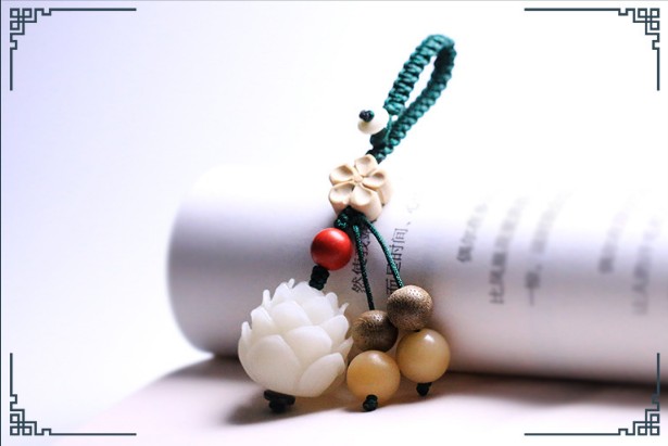 挂件 小莲花饰品 手工雕刻diy 微商代发 菩提根五层莲花钥匙扣在类目 节庆用品/礼品, 创意礼品, 钥匙扣中 - 来自Buy2taobao.com提供专业的淘宝代购服务