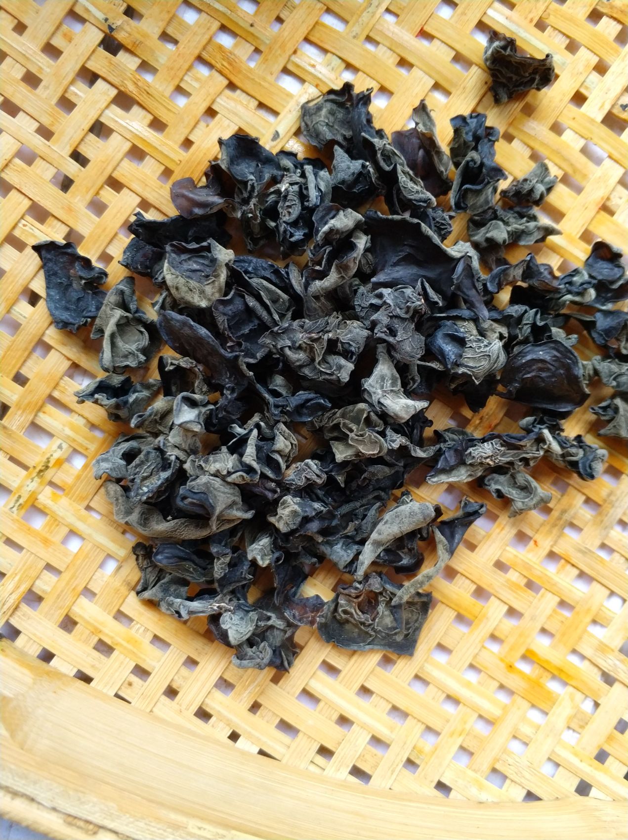 东北小木耳干货野生小碗耳秋木耳特产无根肉厚黑木耳批500g包邮发|msdalam kategori beras/Utara-Selatan barangan kering/perasa, Utara-Selatan barangan kering/daging Kering, kering/Native, cendawan hitam - dari Buy2taobao.com untuk memberikan perkhidmatan ejen Taobao profesional membeli