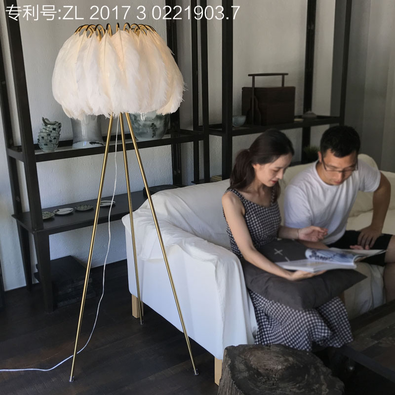 mineheart北欧设计师灯具轻奢别墅样板房客厅卧室网红羽毛落地灯在类目 家装主材, 灯具灯饰, 落地灯中 - 来自Buy2taobao.com提供专业的淘宝代购服务