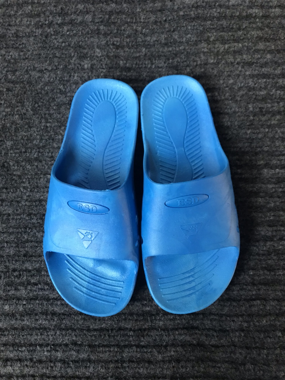Anti-static slipper Clean workshop hotel non-slip slipper blue black Hotel rooms slipper protective shoes 46 codein the Family/Personal Cleaning Tools , Housework/Floor cleaning equipment , Wipe slippers category - from Buy2taobao.com to provide professional Taobao agent buy service