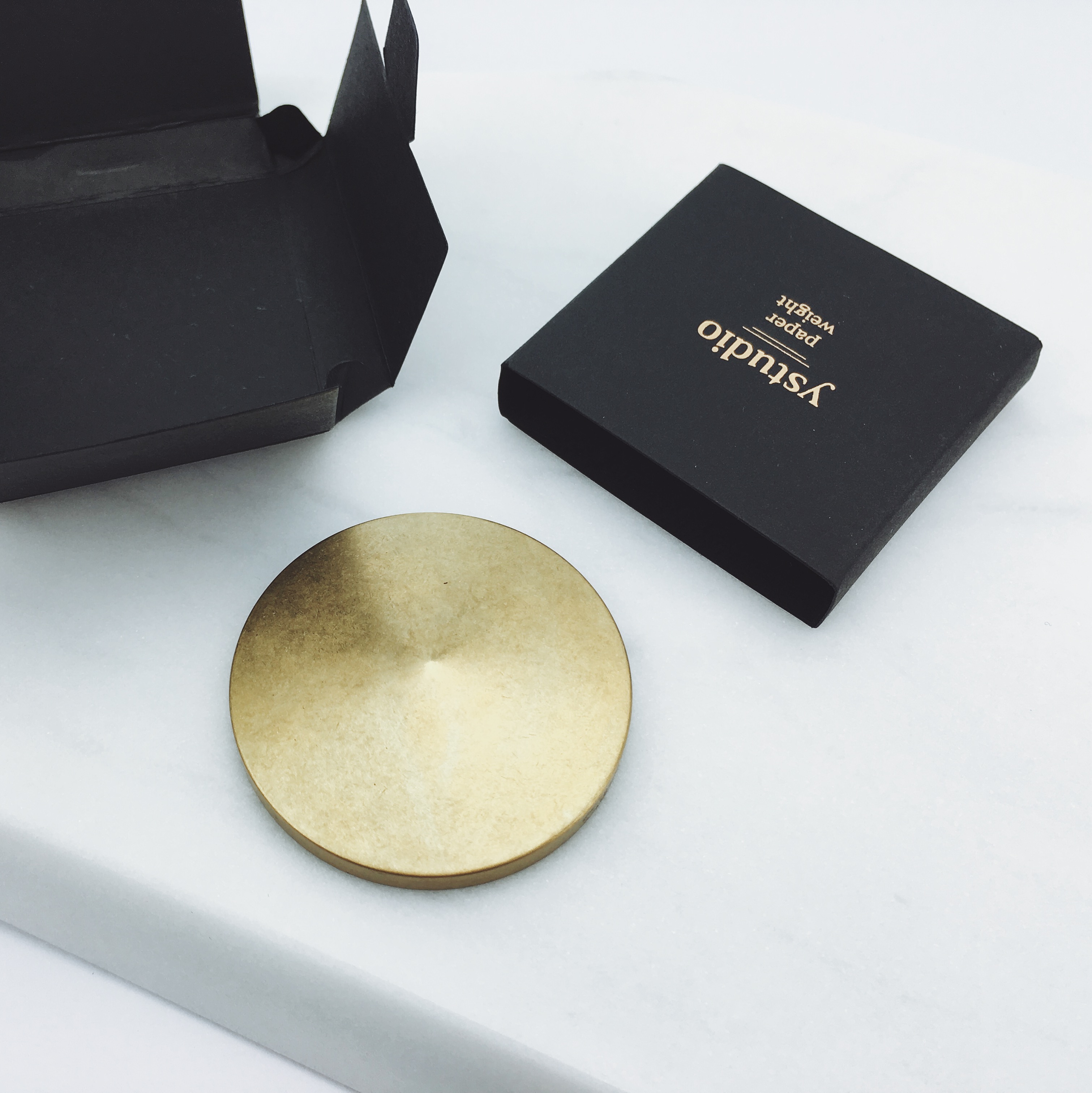 Goods brass Paperweight desktop Decoration Stationery Gifts Boutique designin the Electronic Dictionary/Electronic paper book/Stationery , Painting tools/Painted wood/Calligraphy Supplies , Paperweight category - from Buy2taobao.com to provide professional Taobao agent buy service