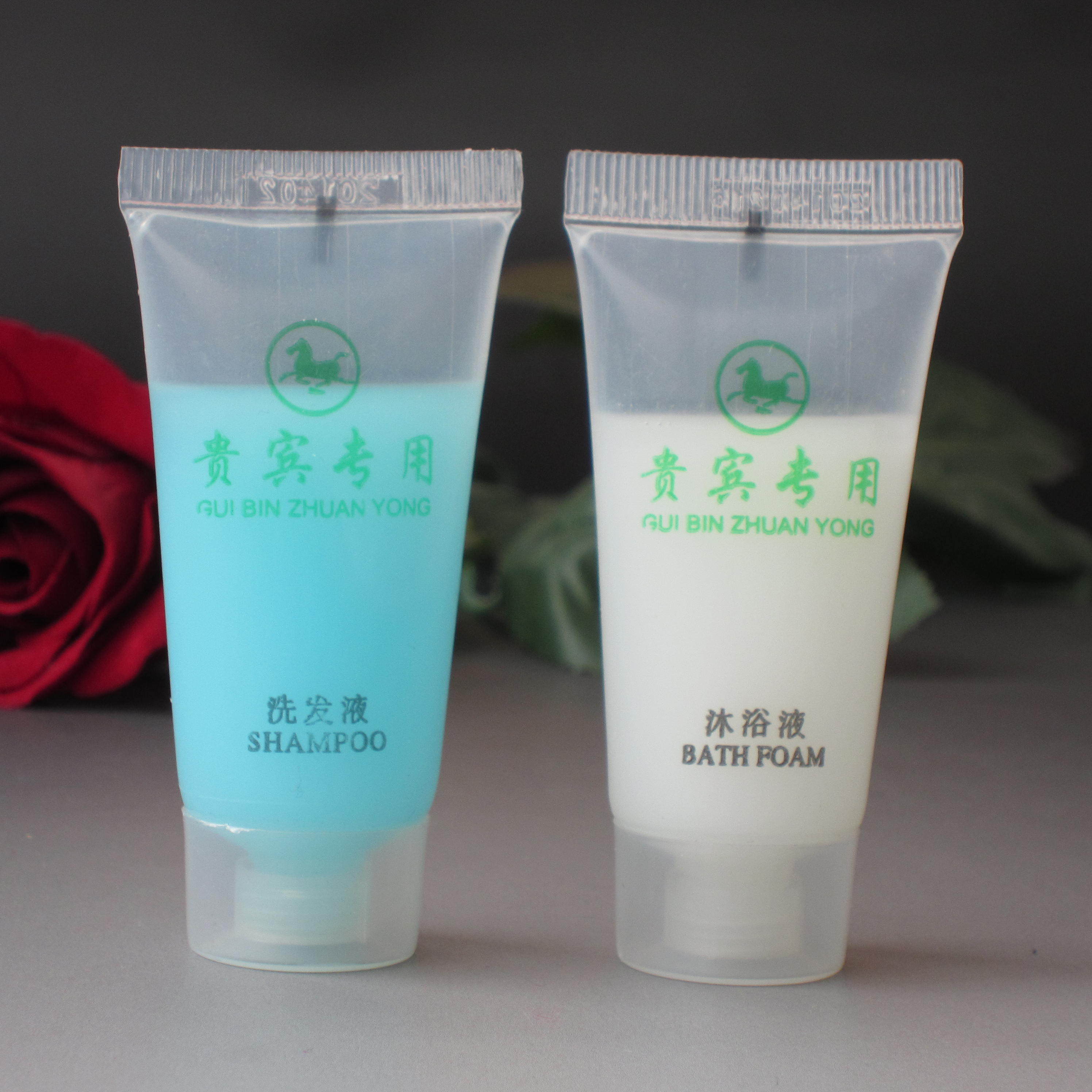 酒店一次性洗漱用品20克软管达标优质液体洗发水客房宾馆沐浴液露在类目 洗护清洁剂/卫生巾/纸/香薰, 洗发沐浴/个人清洁, 头发清洁/护理/造型, 洗发水中 - 来自Buy2taobao.com提供专业的淘宝代购服务
