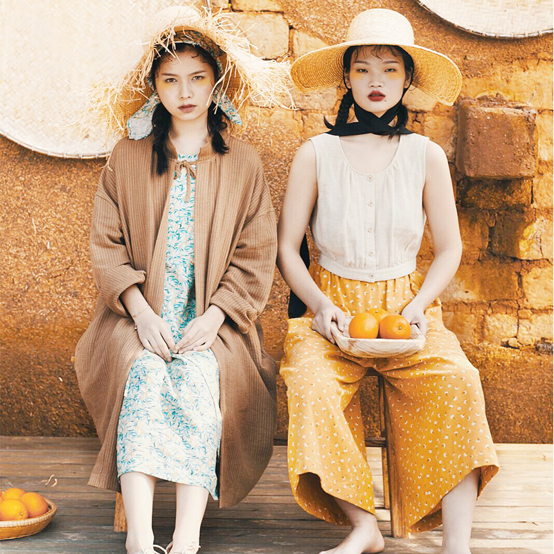 Original Women 2019 summer new pattern Broken flowers trousers fresh Trend Easy Half-length pants Y021in the Women's clothing/Boutique , Skirts category - from Buy2taobao.com to provide professional Taobao agent buy service
