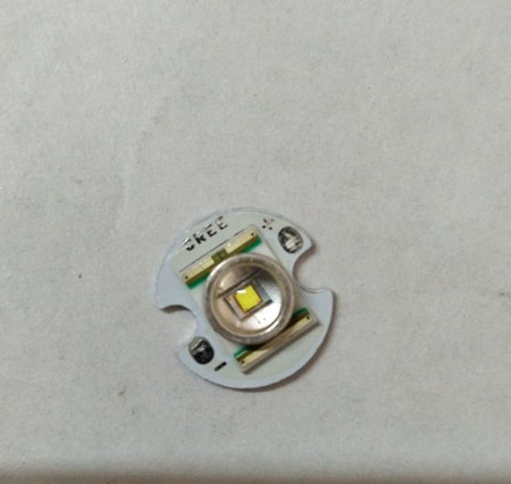 促銷 美國原裝CREE XR-E Q5 WC檔 正白光 5W大功率LED 白光燈珠在類目 戶外/登山/野營/旅行用品, 戶外照明, 燈具配件, 其他中 - 來自Buy2taobao.com提供專業的淘寶代購服務