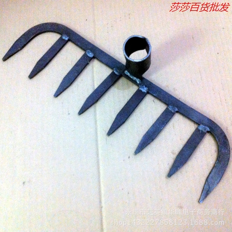 Eight tooth harrow Flat head iron rake Welding rakes gardens Farm Grass rake Agricultural rake Iron targetin the Agricultural Machinery/Farm tools/Plastic sheeting , Agricultural Tools , Other Agricultural Tools category - from Buy2taobao.com to provide professional Taobao agent buy service