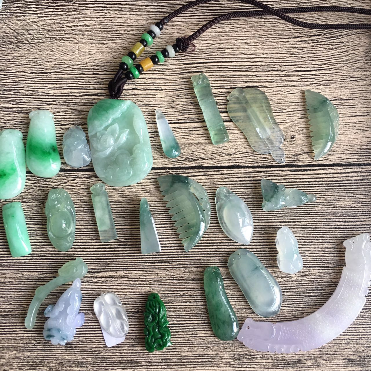 翡翠壹手貨源冰種A貨翡翠玉冰種如意玉佛觀音福豆葫蘆吊墜玉墜在類目 珠寶/鑽石/翡翠/黃金, 翡翠(新), 頸飾中 - 來自Buy2taobao.com提供專業的淘寶代購服務