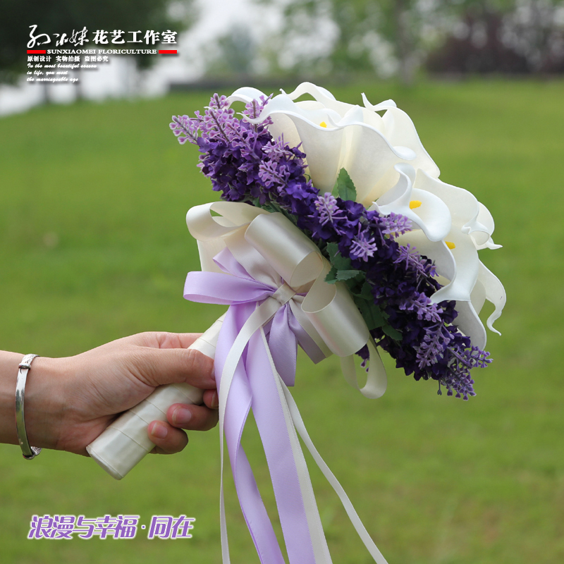 孙小妹P207花艺工作室婚纱摄影道具新娘结婚马蹄莲薰衣草手捧花束在类目 鲜花速递/花卉仿真/绿植园艺, 婚礼鲜花布置, 新娘手捧花中 - 来自Buy2taobao.com提供专业的淘宝代购服务