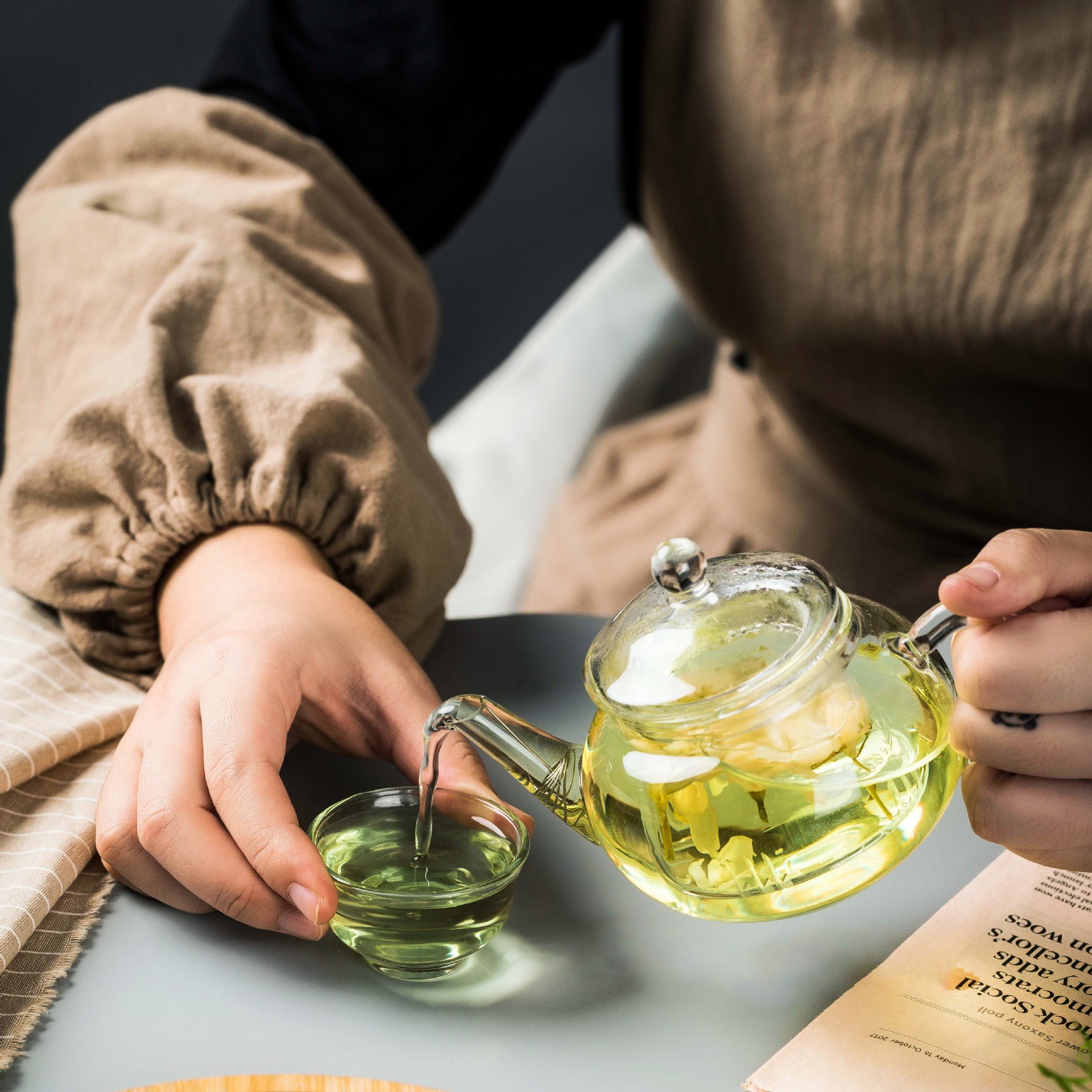 耐高温全玻璃花茶壶六人壶过滤泡茶壶红茶功夫茶具套装小容量定制在类目 厨房电器, 电热水壶中 - 来自Buy2taobao.com提供专业的淘宝代购服务