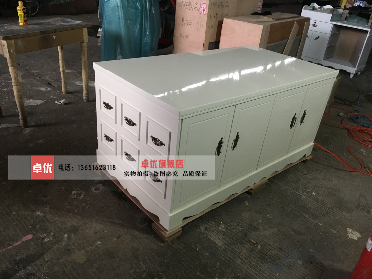 木质白色烤漆中岛柜 服装店展示柜 鞋包展示台柜台 烤漆柜 储物柜在类目 商业/办公家具, 货架/展柜, 精品展柜/陈列柜中 - 来自Buy2taobao.com提供专业的淘宝代购服务