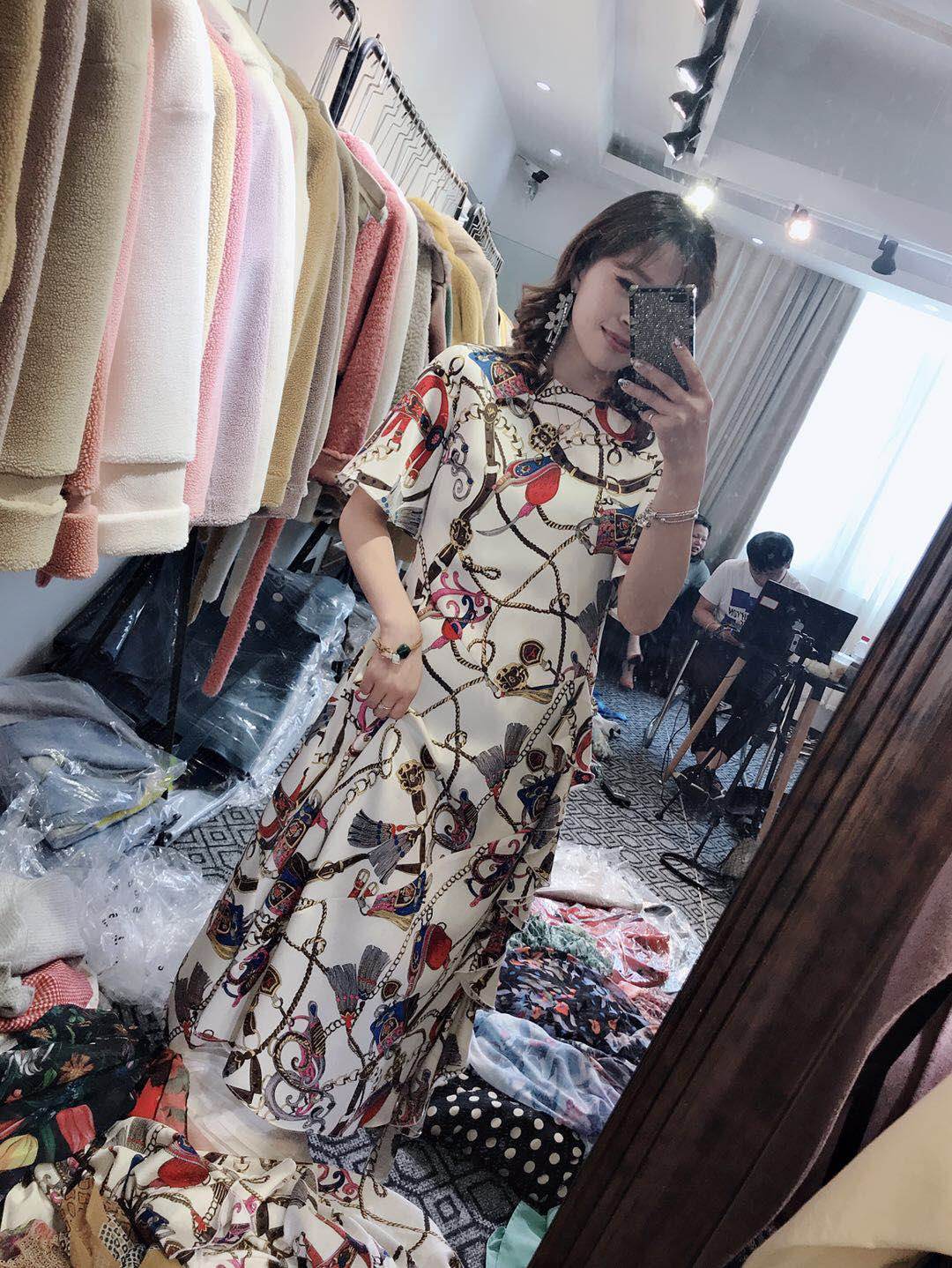 2019新款 时尚真丝连衣裙1901在类目 女装/女士精品, 毛衣中 - 来自Buy2taobao.com提供专业的淘宝代购服务