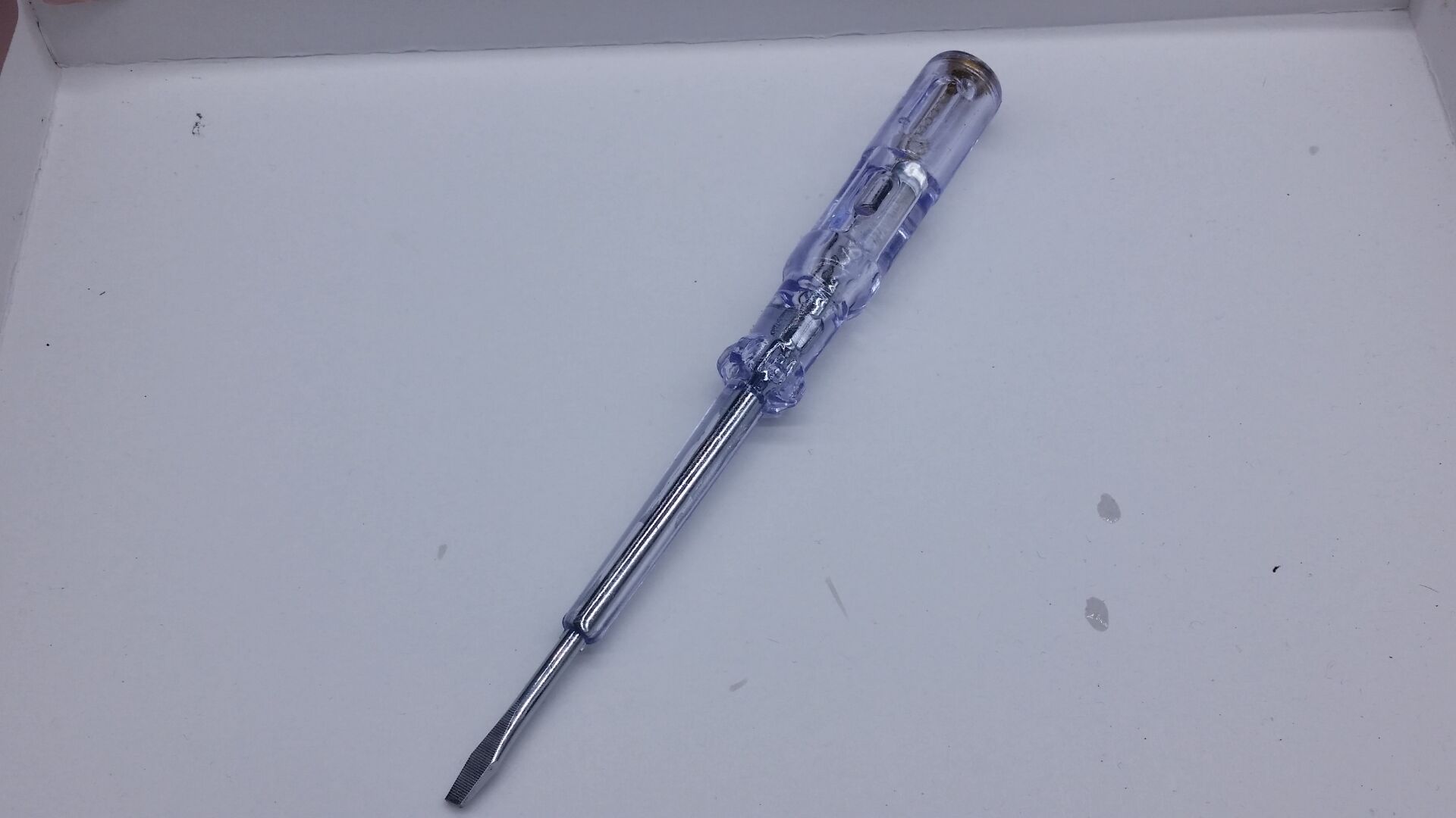 测电笔多功能工具 十字一字两用螺丝刀磁性验电笔测漏电笔在类目 五金/工具, 手动工具, 电子电工工具, 测电笔中 - 来自Buy2taobao.com提供专业的淘宝代购服务