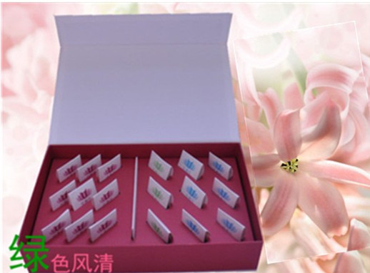 包郵買壹送二贈品隆力奇花清丹 絕對正品 送衛生巾+5袋蛇油膏在類目 美容護膚/美體/精油, 身體護理(新), 私處護理中 - 來自Buy2taobao.com提供專業的淘寶代購服務