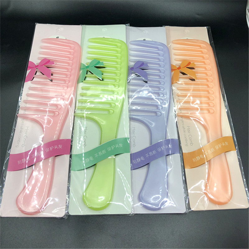 20個特大號美發專用大齒卷發梳子寬齒梳 塑料珠光梳子批發在類目 家庭/個人清潔工具, 個人洗護清潔用具, 梳子/便攜用鏡, 梳子/化妝梳/按摩梳中 - 來自Buy2taobao.com提供專業的淘寶代購服務