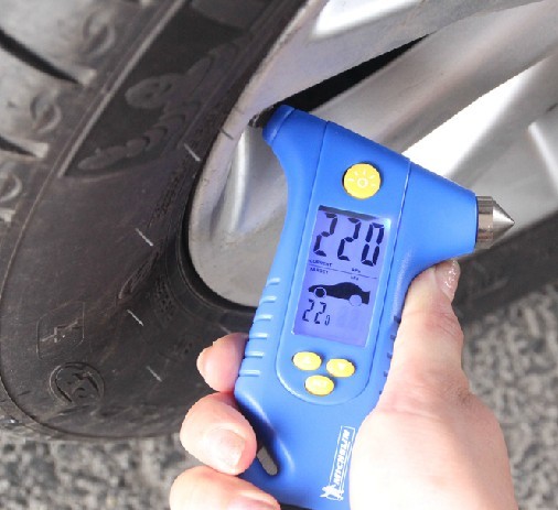 Michelin 4336ML multi-function Digital tire gauge Car tires Tire Pressure Table Safety Hammer Cutterin the Car/Articles/Fitting/Refit , Car Accessories/The jewelry , Driving personal items , Barometer/Tire Pressure Table category - from Buy2taobao.com to provide professional Taobao agent buy service