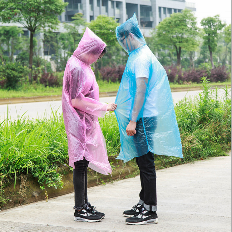 透明一次性雨衣加厚户外雨衣登山雨披男女士漂流冲浪带帽雨衣旅游在类目 运动包/户外包/配件, 雨衣/雨裤/雨披中 - 来自Buy2taobao.com提供专业的淘宝代购服务