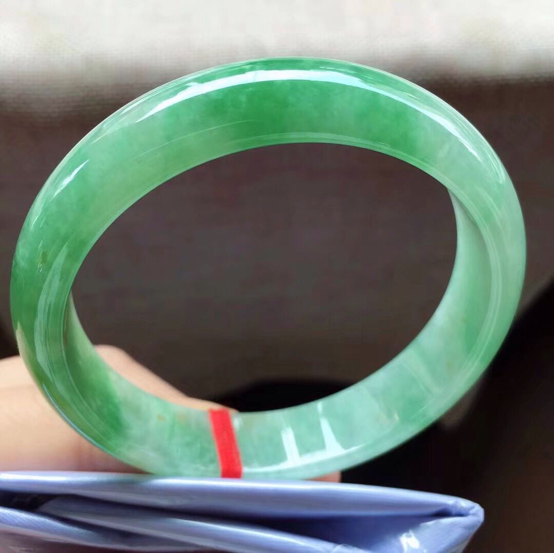 Myanmar natural Emerald Gone Green Braceletin the Accessories/Fashion Jewelry, Bracelet category - from Buy2taobao.com to provide professional Taobao agent buy service