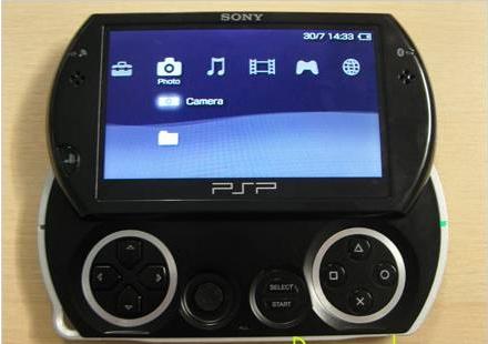 包顺丰 原装二手PSPGO 二手索尼PSPGO游戏机 6.61破解 16G内存在类目 电玩/配件/游戏/攻略, 游戏掌机中 - 来自Buy2taobao.com提供专业的淘宝代购服务