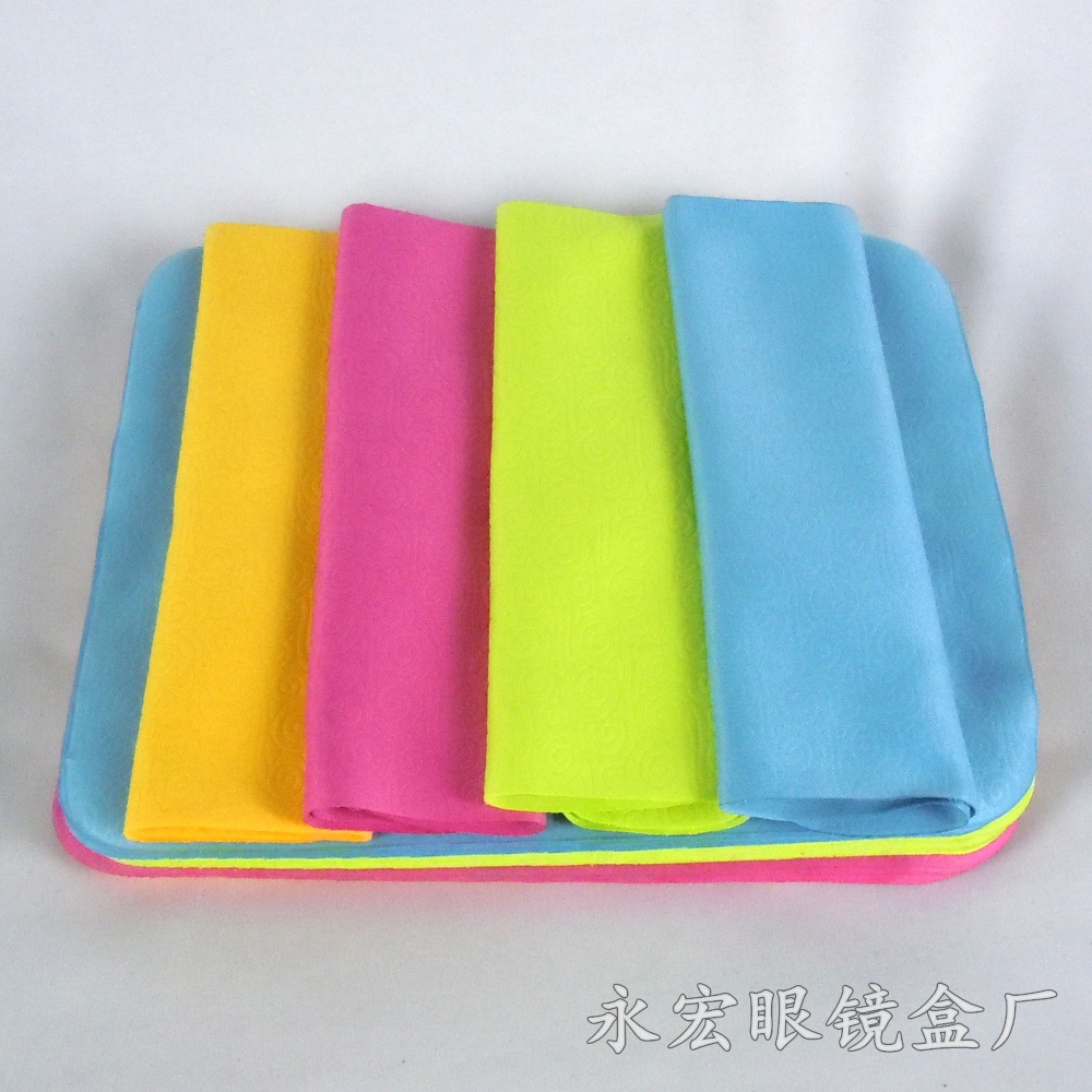 Superfine fiber Glasses cloth wholesale Clouds glasses cloth Lens Wipe cloth logoin the ZIPPO/Swiss Army Knife/Glasses , Glasses accessories,Care agent , Lens cloth category - from Buy2taobao.com to provide professional Taobao agent buy service