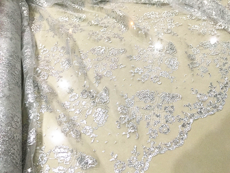 现货 法国奢侈高定供应商vintage古董银线提花蕾丝连衣裙布料面料在类目 居家布艺, 布料/面料/手工diy布料面料中 - 来自Buy2taobao.com提供专业的淘宝代购服务