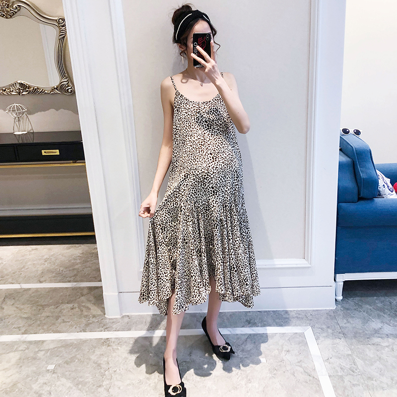 pregnant woman summer camisole longuette 2019 new pattern Korean Edition Mid length version Easy Primer Leopard Dress Chao Ma spring clothesin the Maternity/Maternal supplies/Nutrition , Maternity , Dress category - from Buy2taobao.com to provide professional Taobao agent buy service