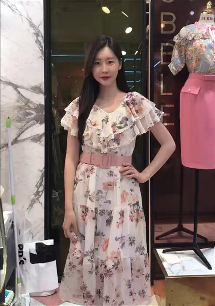 韩国东大门代购女装2019夏季新款V领荷叶边碎花仙女风长款连衣裙在类目 女装/女士精品, 连衣裙中 - 来自Buy2taobao.com提供专业的淘宝代购服务