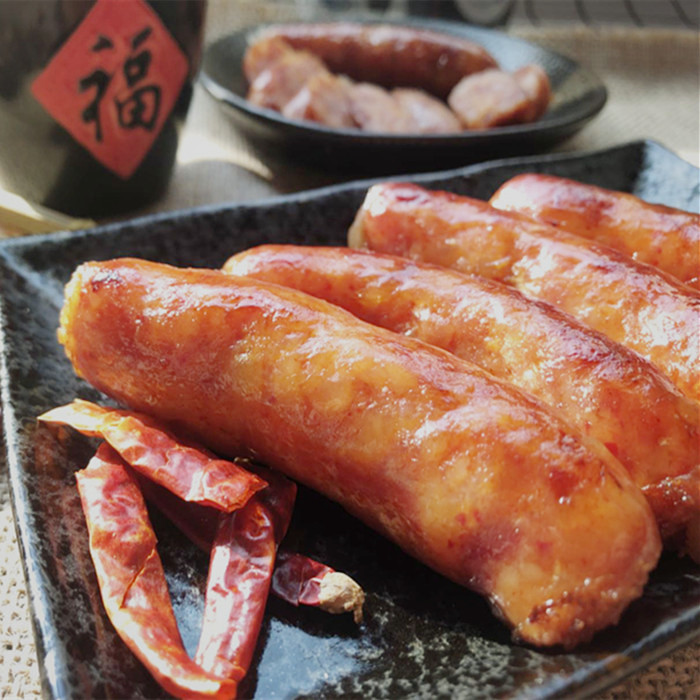 包邮1斤10根香肠队长辣味台湾香肠大肠包小肠比热狗好吃纯肉制作在类目 粮油米面/南北干货/调味品, 南北干货/肉类干货, 熏腊/香肠/火腿制品, 香肠/腊肠中 - 来自Buy2taobao.com提供专业的淘宝代购服务
