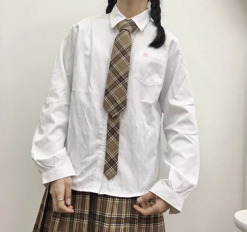 2019春季新款日系jk制服尖领花朵刺绣纯白色长袖衬衫基础款打底|msdalam kategori Butik wanita / wanita, shirt - dari Buy2taobao.com untuk memberikan perkhidmatan ejen Taobao profesional membeli