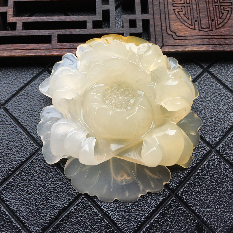 云南黄龙玉牡丹花吊坠精品挂件项链冰种金沙毛衣链带证书女款851|ruв категории ювелирные изделия/алмаз/жадеит/золото, другие природные Джейд, желтый longyu (новый), монисто - от Buy2taobao.com для оказания профессиональной услуги покупки агента Taobao