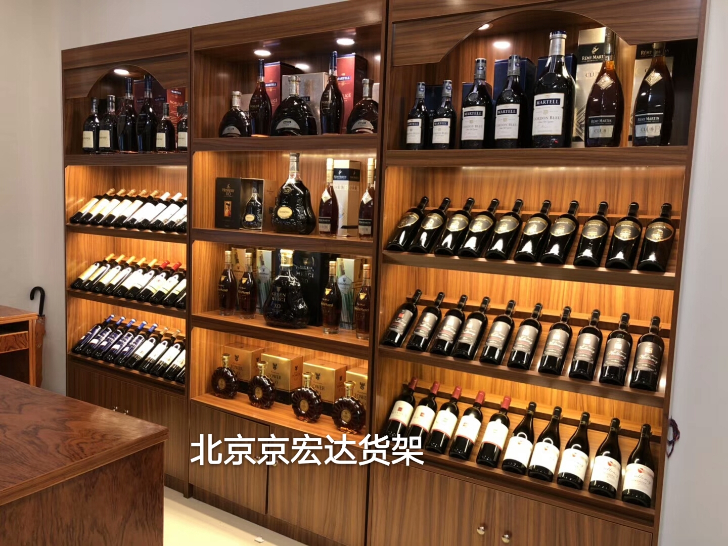 木質紅酒貨架精品貨架紅酒白酒展示櫃紅酒展櫃木質紅酒櫃展示櫃在類目 商業/辦公傢俱, 貨架/展櫃, 精品展櫃/陳列櫃中 - 來自Buy2taobao.com提供專業的淘寶代購服務